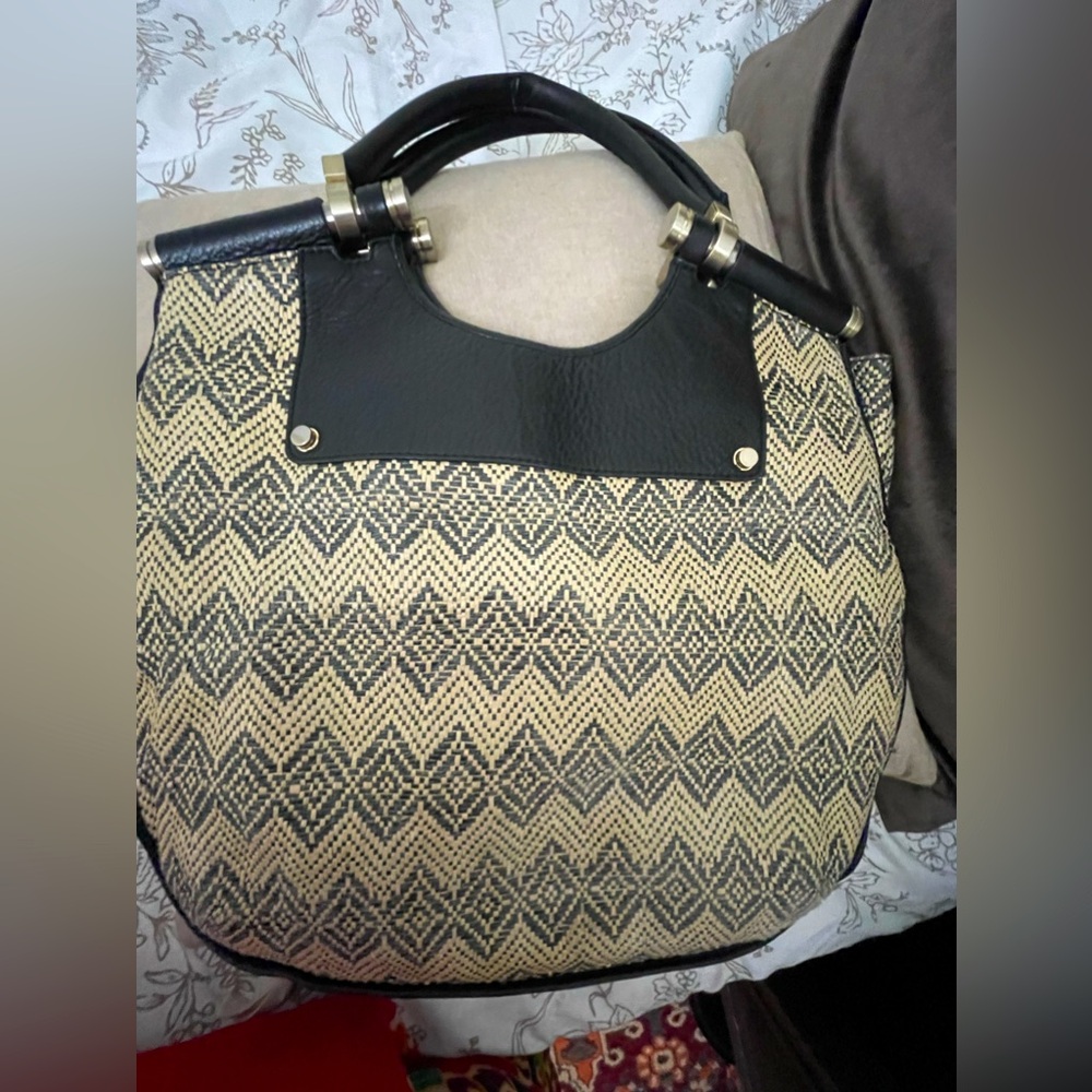 Banana Republic Vintage Leather & Raffia Tote w/ original Dustbag 🔥